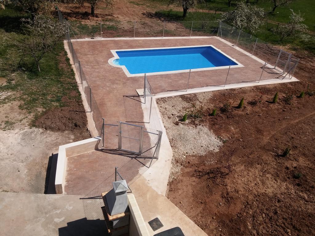 Puerta De Caderechas Villa Terminon Exterior foto